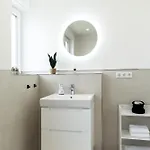 Raw-flat Meier - Modern - Stylisch - Balkon - Netflix 아파트 *