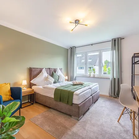 Raw-flat Meier - Modern - Stylisch - Balkon - Netflix Apartment