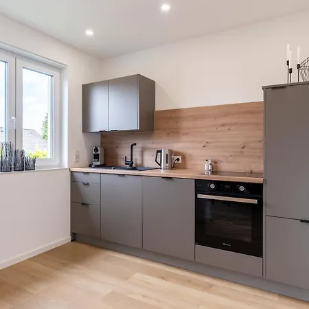 아파트 Raw-flat Meier - Modern - Stylisch - Balkon - Netflix *