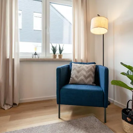 Raw-flat Meier - Modern - Stylisch - Balkon - Netflix Apartment Bielefeld
