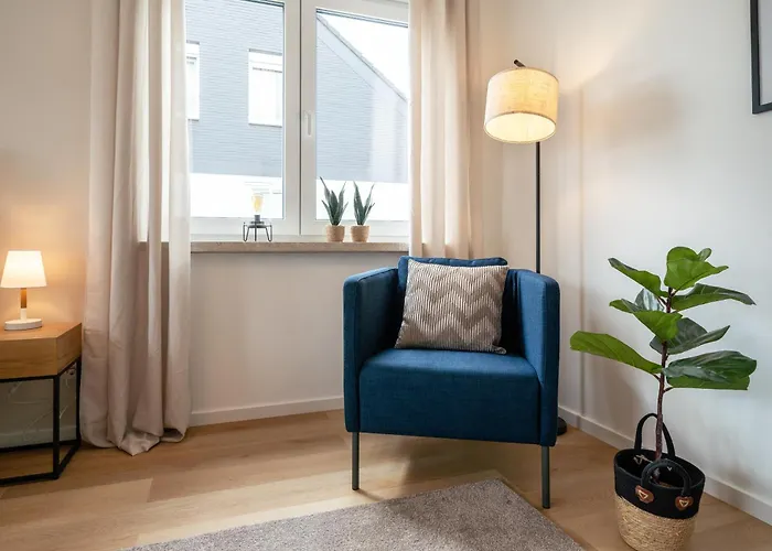 Raw-flat Meier - Modern - Stylisch - Balkon - Netflix Apartment Bielefeld